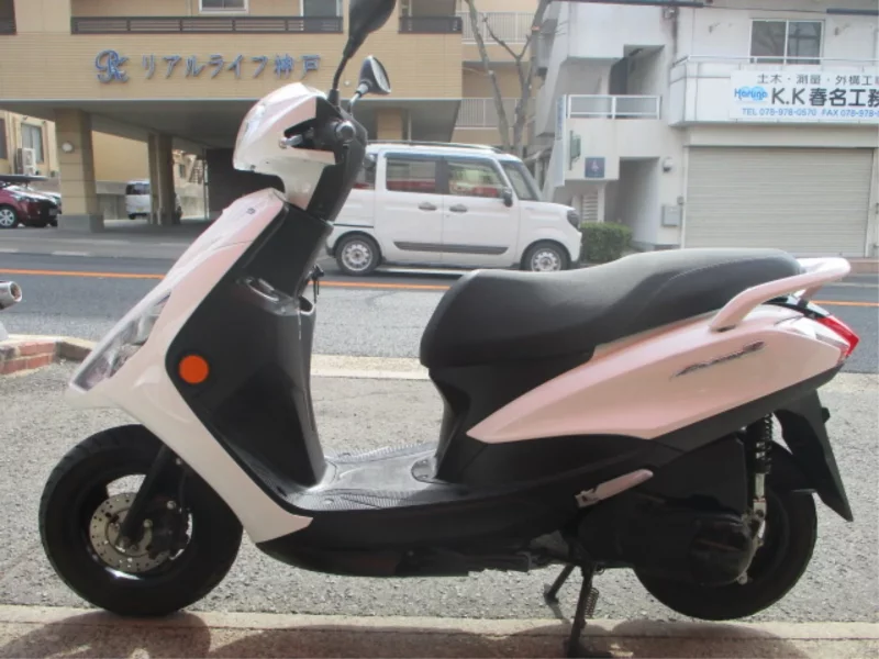 Yamaha AXIS Z