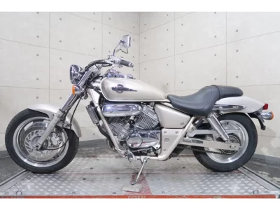Honda V-TWIN MAGNA S