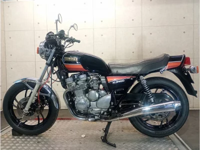 Yamaha XJ550