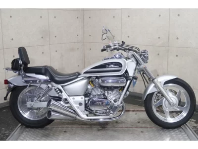 Honda V-TWIN MAGNA