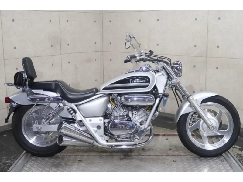 Honda V-TWIN MAGNA