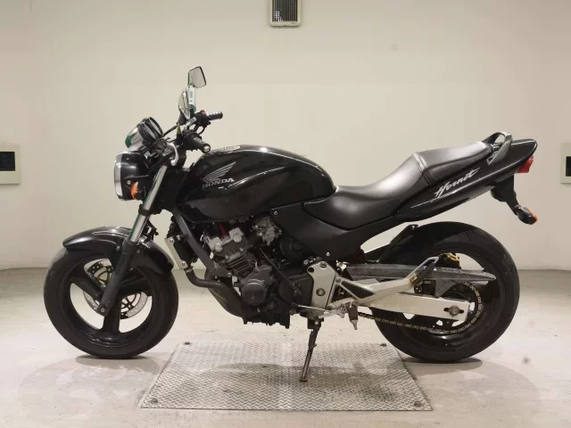 Honda HORNET250