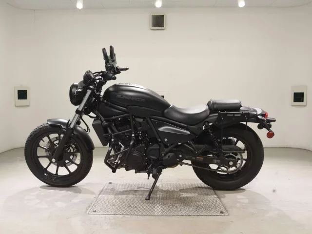 Kawasaki ELIMINATOR 400-3