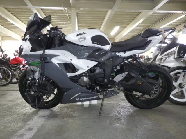 Kawasaki ZX-6RA