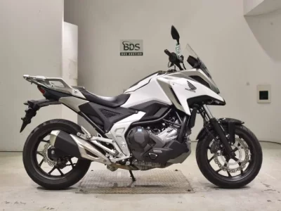 Honda NC750XD-3