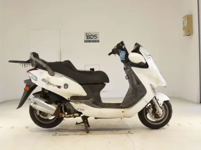 Kymco KYMCO GRANDDINK125Z