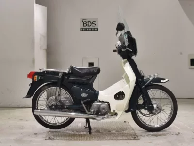 Honda C90