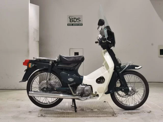 Honda C90