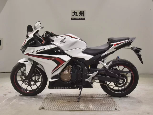 Honda CBR400R-2