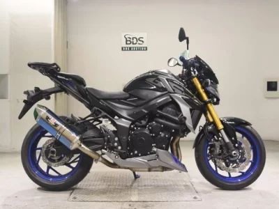 Suzuki GSX-S750