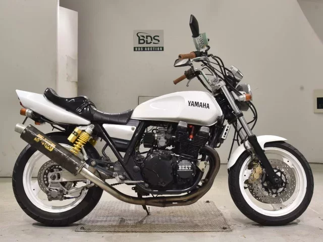 Yamaha XJR400R-1