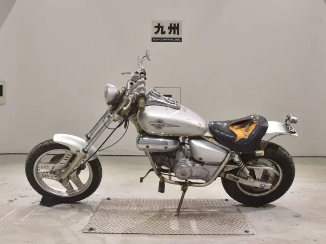 Honda MAGNA 50