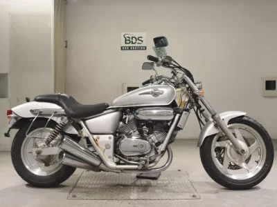 Honda MAGNA 250