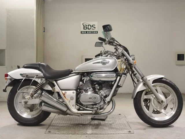 Honda MAGNA 250