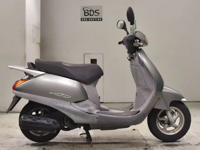 Honda LEAD 100
