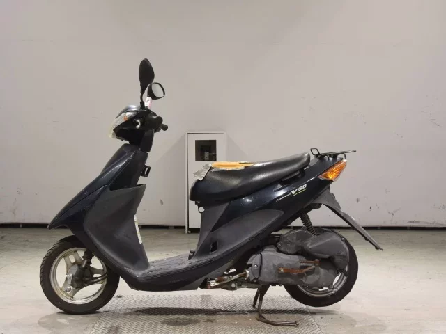 Suzuki ADDRESS V50