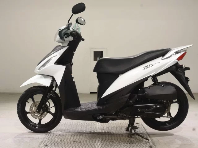 Suzuki ADDRESS110-2