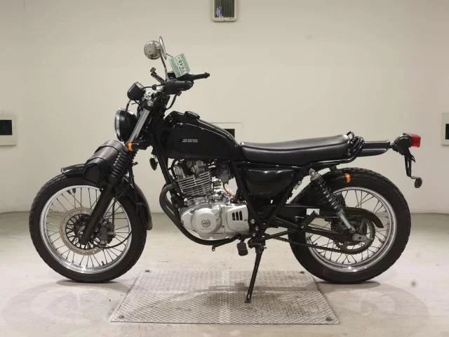 Suzuki GLASS TRACKER BIG BOY