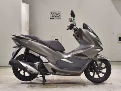 Honda PCX125-3