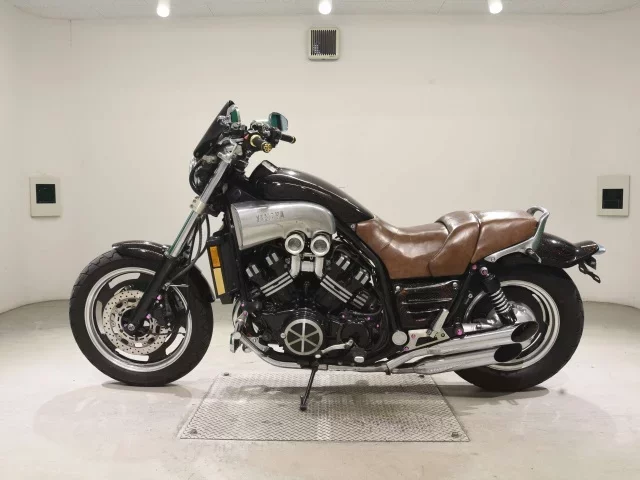 Yamaha V-MAX