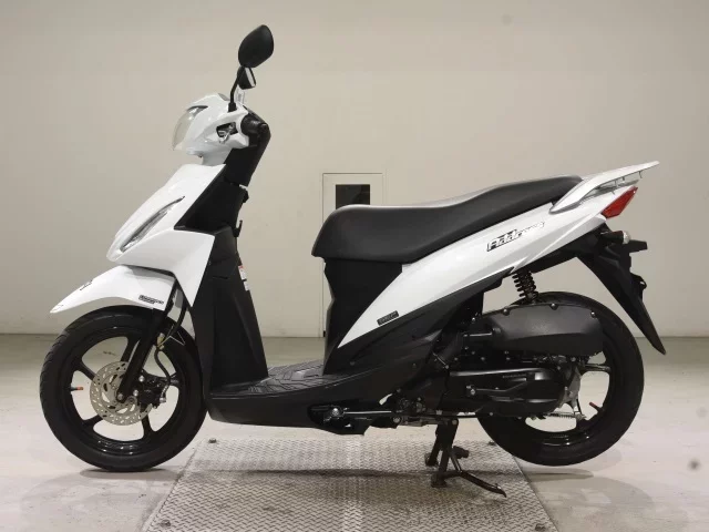 Suzuki ADDRESS110-2