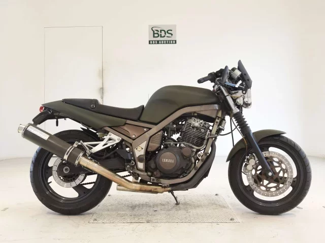 Yamaha SRX400-4