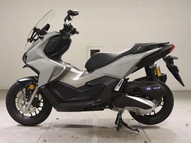 Honda ADV160