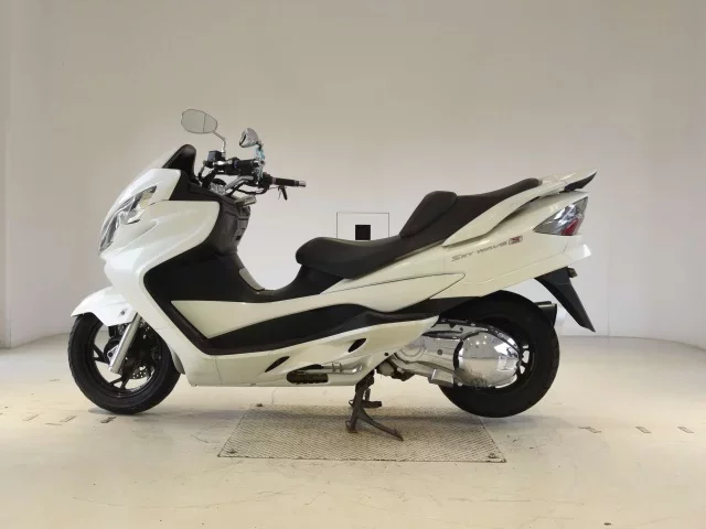 Suzuki SKYWAVE 250S-3