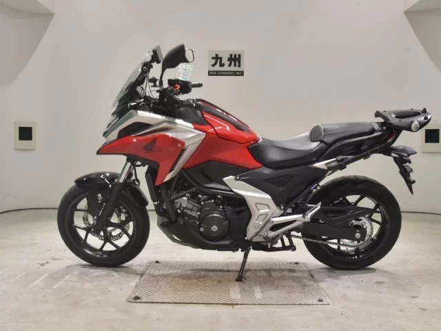 Honda NC750XD-3