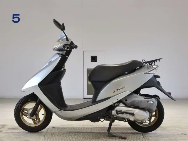 Honda DIO