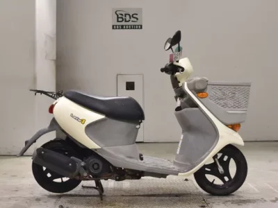 Suzuki LET S4
