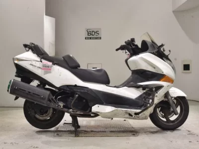 Honda SILVER WING 40 SHO LOUIS NOT EQUIPPED