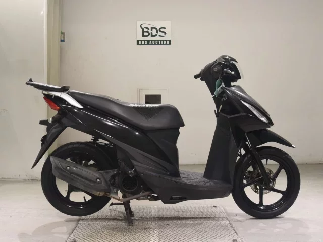 Suzuki ADDRESS110-2