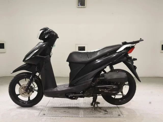 Suzuki ADDRESS110-2