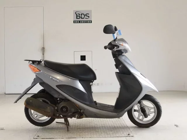 Suzuki ADDRESS V50