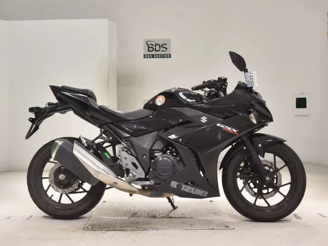 Suzuki GSX250R