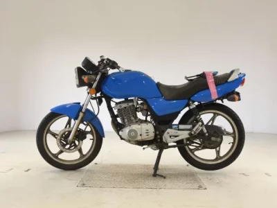Suzuki EN125
