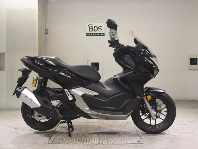 Honda ADV160