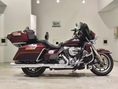 Harley-Davidson HARLEY FLHTCU1690