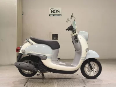 Yamaha VINO-4