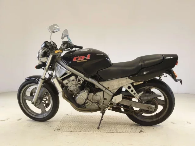 Honda CB-1 SHO LOUIS NOT EQUIPPED