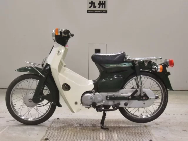 Honda C90