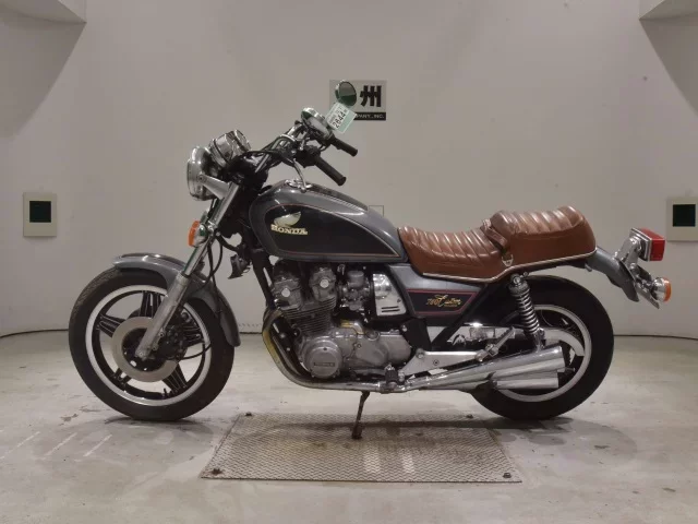 Honda CB750 CUSTOM