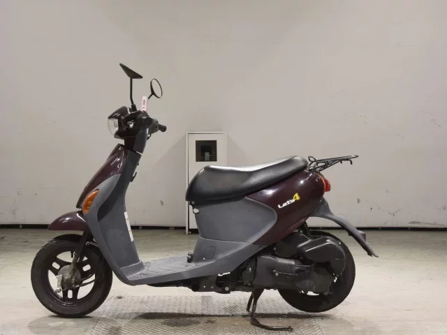 Suzuki LET S4
