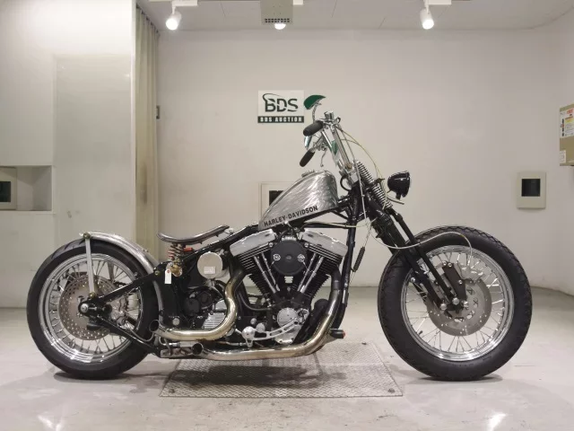 Harley-Davidson HARLEY FLSTC1340