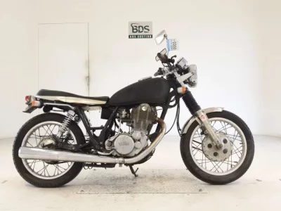 Yamaha SR400-2 SHO LOUIS NOT EQUIPPED