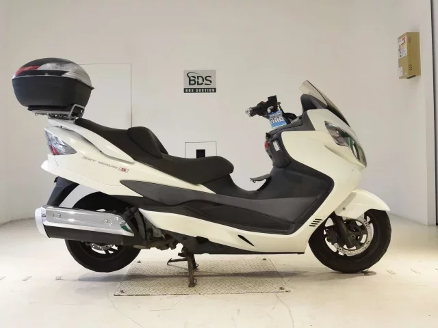 Suzuki SKYWAVE 250S-3