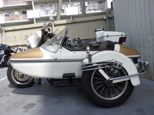 Harley-Davidson HARLEY FLHTC1340 SIDE-CAR