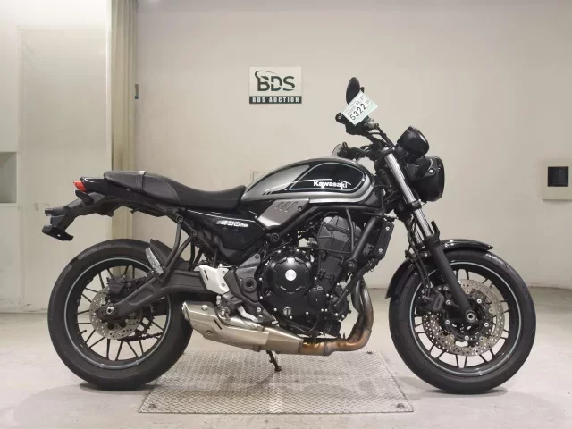 Kawasaki Z650RS