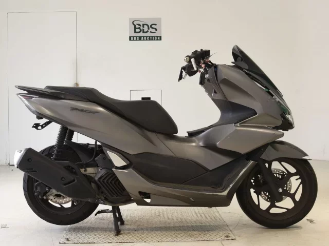 Honda PCX125-4